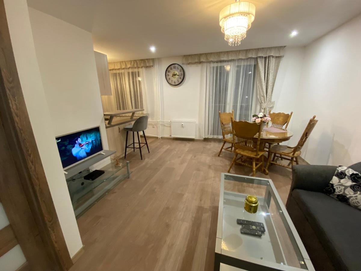 Diana Apartments Bardejov Bagian luar foto